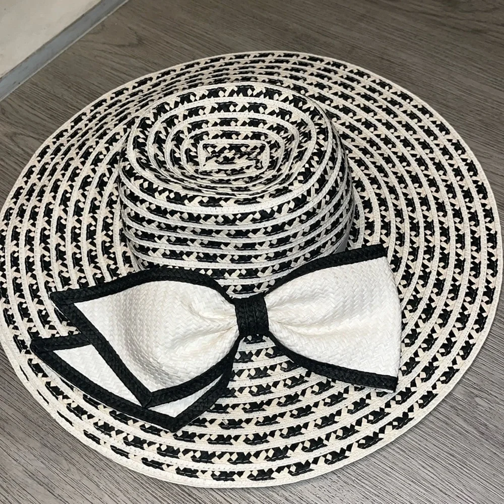 Like new something special hat